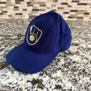Vintage MLB Milwaukee Brewers Blue Fitted Baseball Cap size 6 7/8